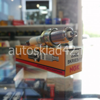Свеча зажигания NGK 2382 BKR5ES-11